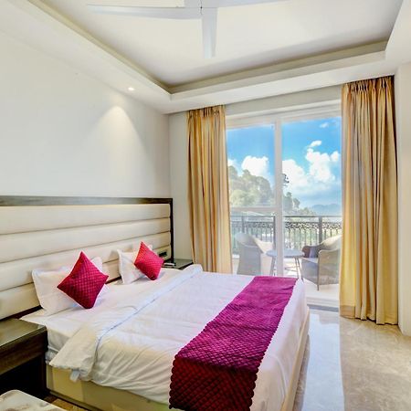 Luxe Resorts - Centrally Heated Air Conditioned Hotel In The Heart Of Kasauli Dış mekan fotoğraf