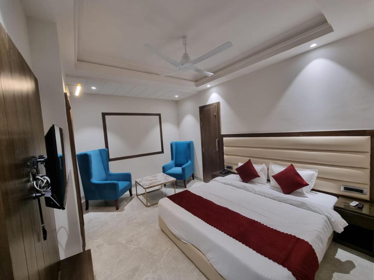 Luxe Resorts - Centrally Heated Air Conditioned Hotel In The Heart Of Kasauli Dış mekan fotoğraf