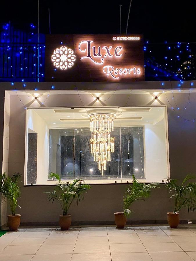 Luxe Resorts - Centrally Heated Air Conditioned Hotel In The Heart Of Kasauli Dış mekan fotoğraf
