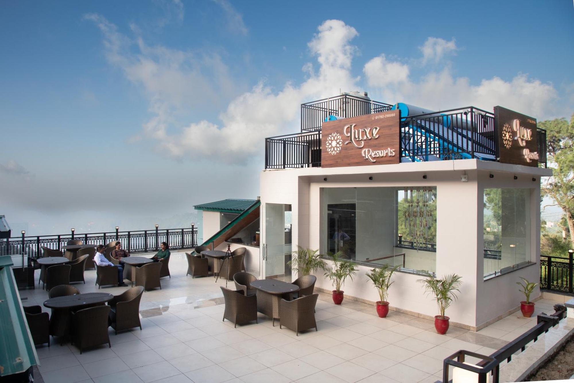 Luxe Resorts - Centrally Heated Air Conditioned Hotel In The Heart Of Kasauli Dış mekan fotoğraf